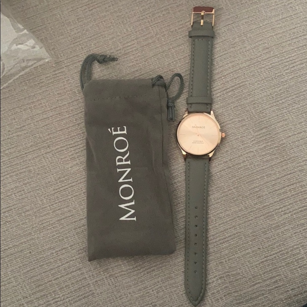 MONROE Classique Watch - Picture 6 of 8